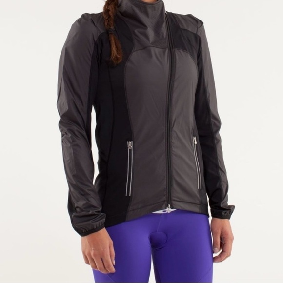 Lululemon Presta Asymmetric Zipper Packable Shirket Running Jacket Size 6 - Picture 13 of 13